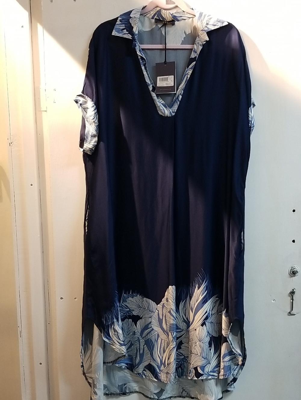 Navy Floral-Trim V-Neck Tunic Top